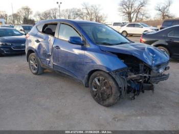  Salvage Hyundai TUCSON