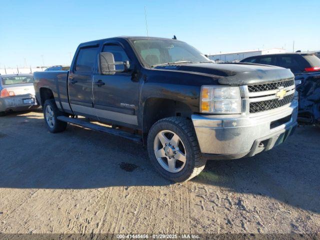  Salvage Chevrolet Silverado 2500