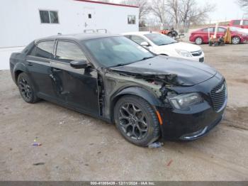  Salvage Chrysler 300