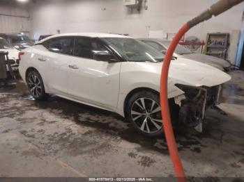  Salvage Nissan Maxima