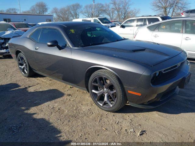  Salvage Dodge Challenger