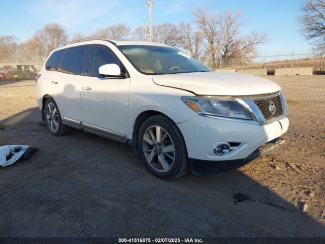  Salvage Nissan Pathfinder