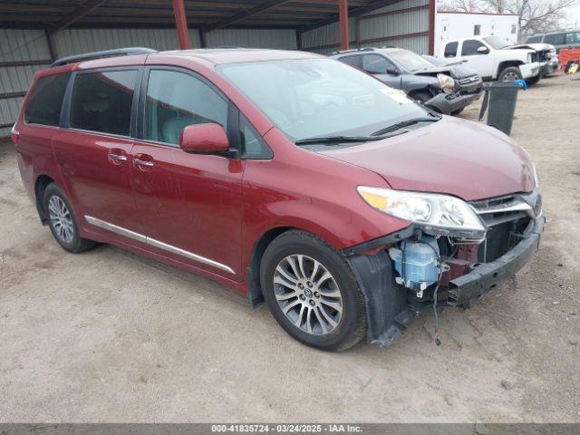  Salvage Toyota Sienna