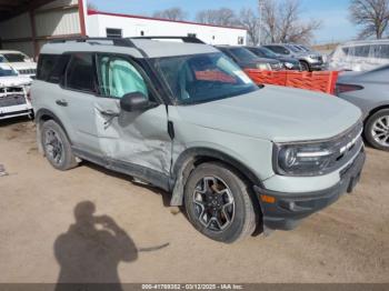 Salvage Ford Bronco