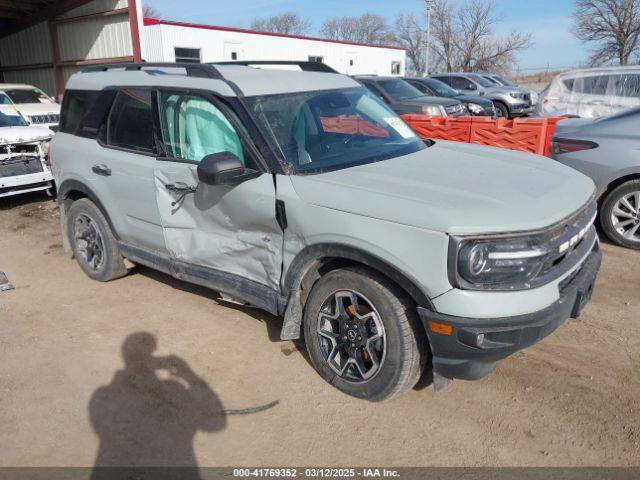  Salvage Ford Bronco