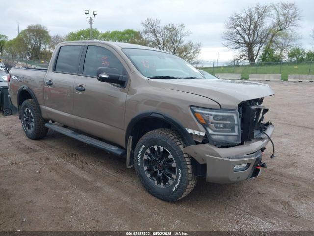  Salvage Nissan Titan