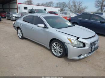  Salvage Nissan Maxima