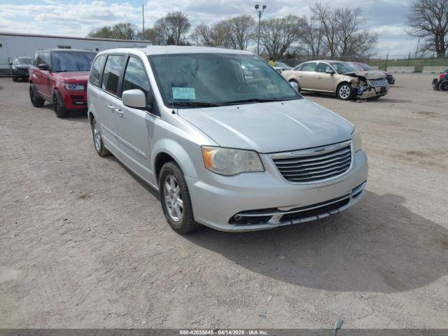  Salvage Chrysler Town & Country