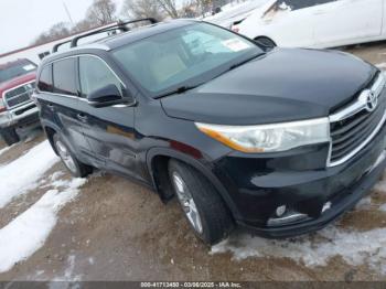  Salvage Toyota Highlander