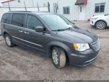  Salvage Chrysler Town & Country
