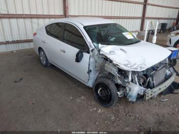  Salvage Nissan Versa