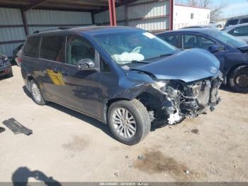  Salvage Toyota Sienna