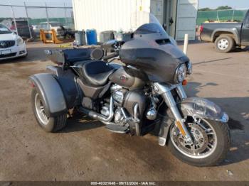  Salvage Harley-Davidson Flhtcutg
