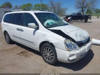  Salvage Kia Sedona