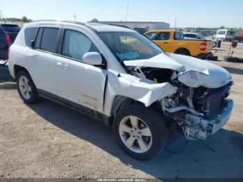  Salvage Jeep Compass