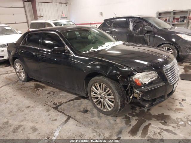  Salvage Chrysler 300