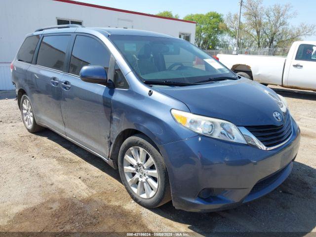  Salvage Toyota Sienna