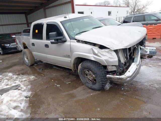  Salvage Chevrolet Silverado 2500