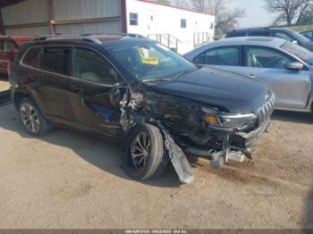  Salvage Jeep Cherokee