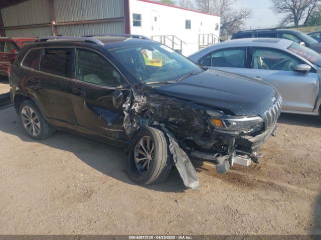  Salvage Jeep Cherokee