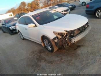  Salvage Nissan Altima