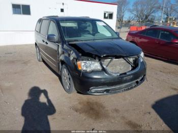  Salvage Chrysler Town & Country