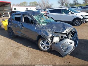  Salvage Nissan Kicks