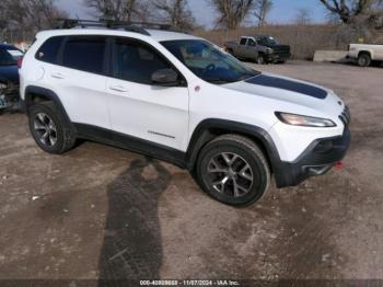  Salvage Jeep Cherokee