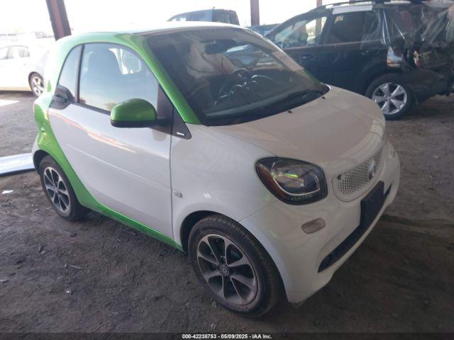  Salvage Smart fortwo electric drive