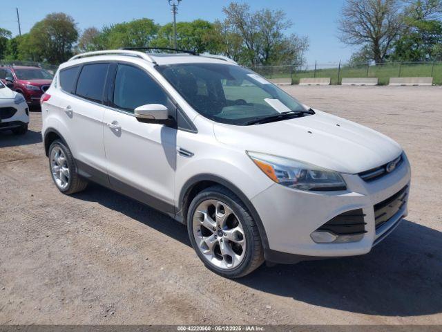  Salvage Ford Escape