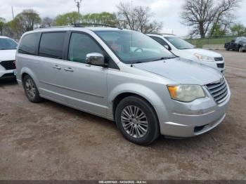  Salvage Chrysler Town & Country