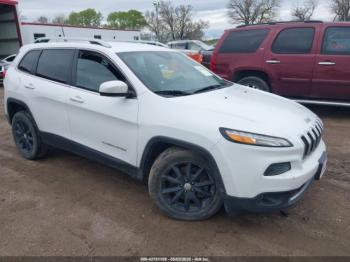  Salvage Jeep Cherokee