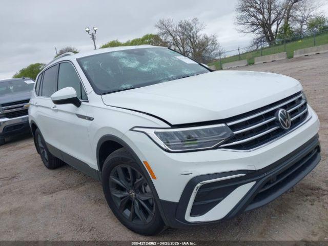  Salvage Volkswagen Tiguan