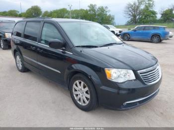  Salvage Chrysler Town & Country