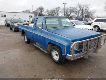  Salvage GMC Pickup