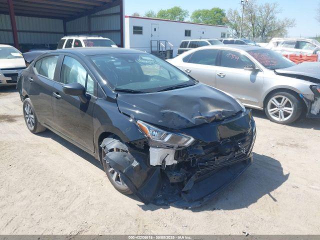  Salvage Nissan Versa