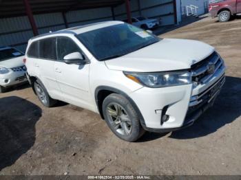  Salvage Toyota Highlander