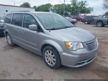  Salvage Chrysler Town & Country