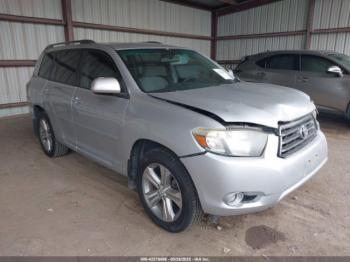  Salvage Toyota Highlander