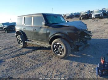  Salvage Ford Bronco