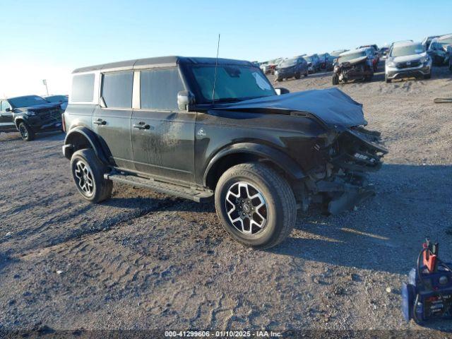  Salvage Ford Bronco