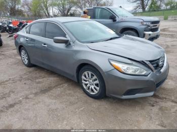  Salvage Nissan Altima