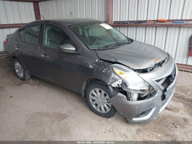  Salvage Nissan Versa