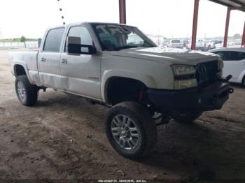  Salvage Chevrolet Silverado 2500