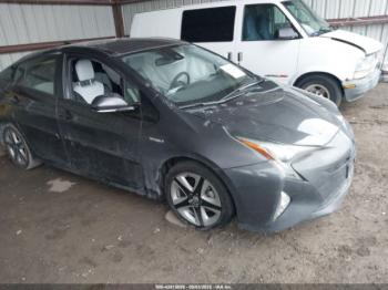  Salvage Toyota Prius
