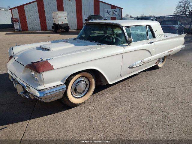  Salvage Ford Thunderbird
