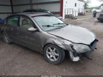  Salvage Nissan Altima
