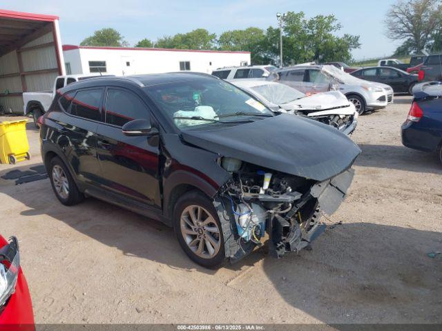  Salvage Hyundai TUCSON