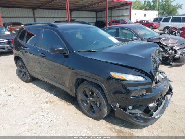  Salvage Jeep Cherokee