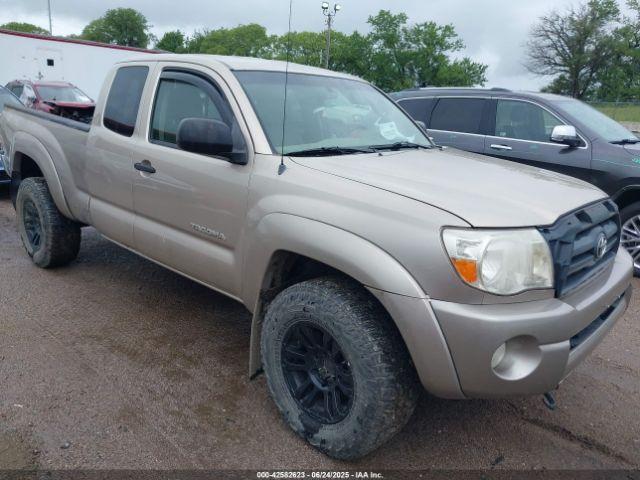  Salvage Toyota Tacoma